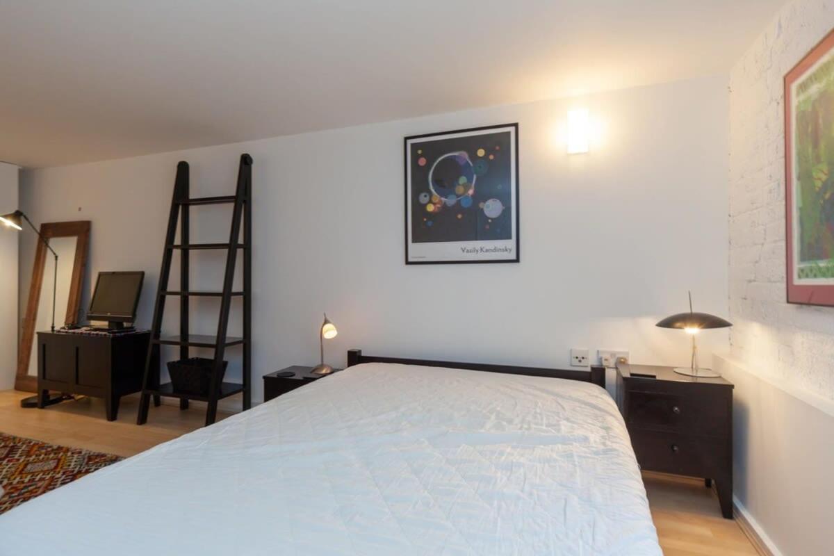 Charming 1 Bedroom Apartment In Old School House London Exteriör bild