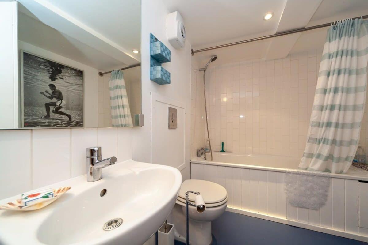 Charming 1 Bedroom Apartment In Old School House London Exteriör bild