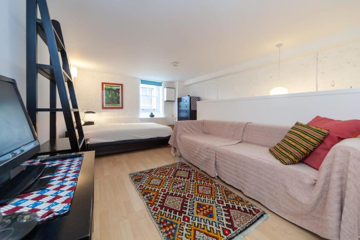Charming 1 Bedroom Apartment In Old School House London Exteriör bild
