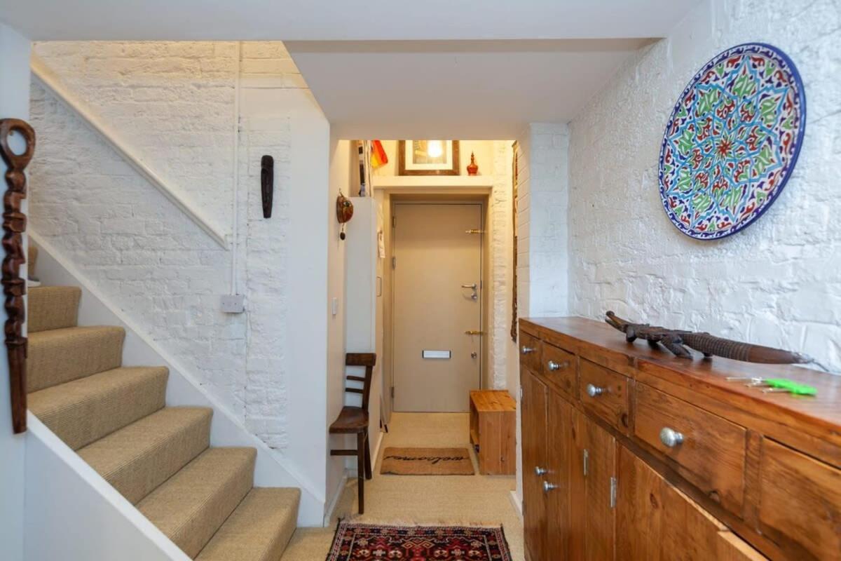 Charming 1 Bedroom Apartment In Old School House London Exteriör bild